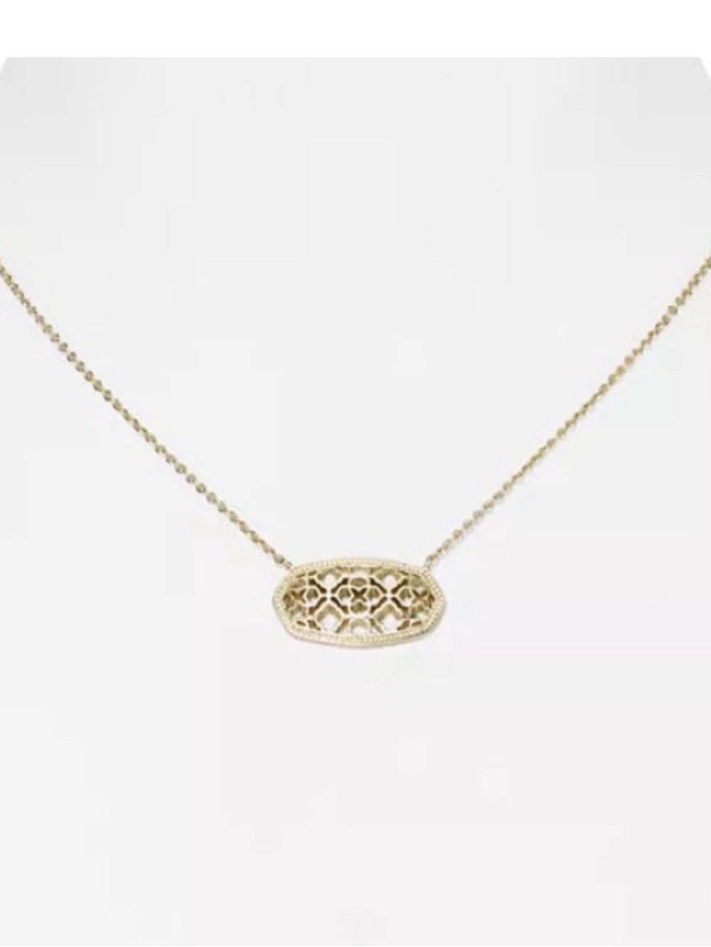 Kendra Scott dollie necklace. All gold